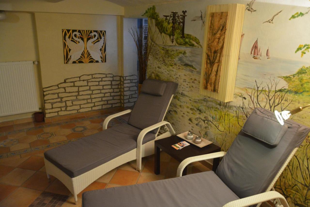 Hotel Villa Schwanebeck Остзебад Бинц Екстериор снимка