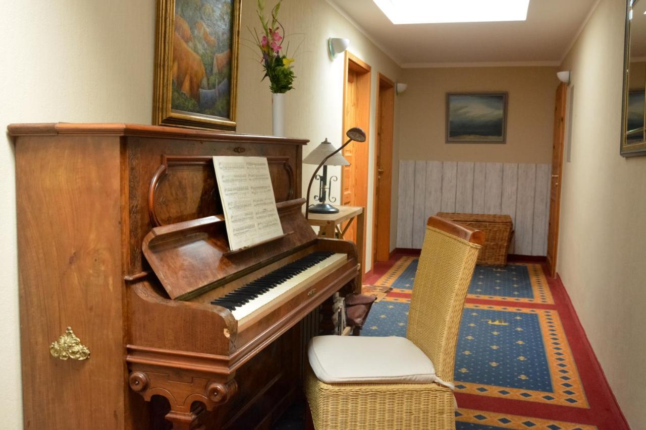 Hotel Villa Schwanebeck Остзебад Бинц Екстериор снимка