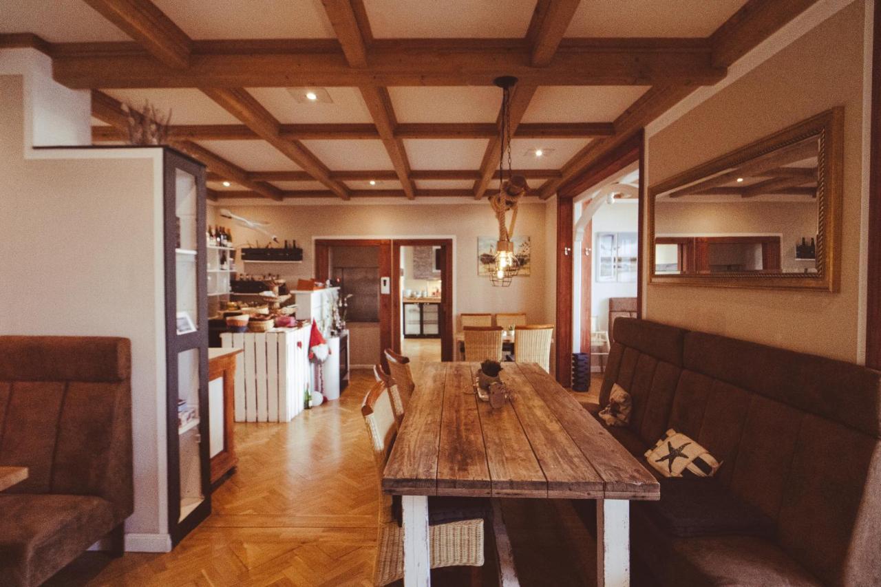 Hotel Villa Schwanebeck Остзебад Бинц Екстериор снимка
