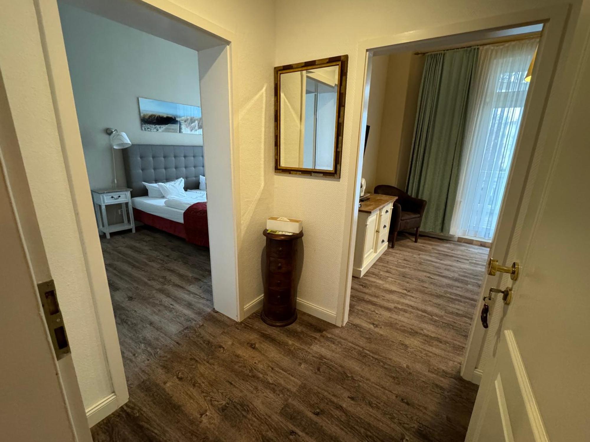 Hotel Villa Schwanebeck Остзебад Бинц Екстериор снимка