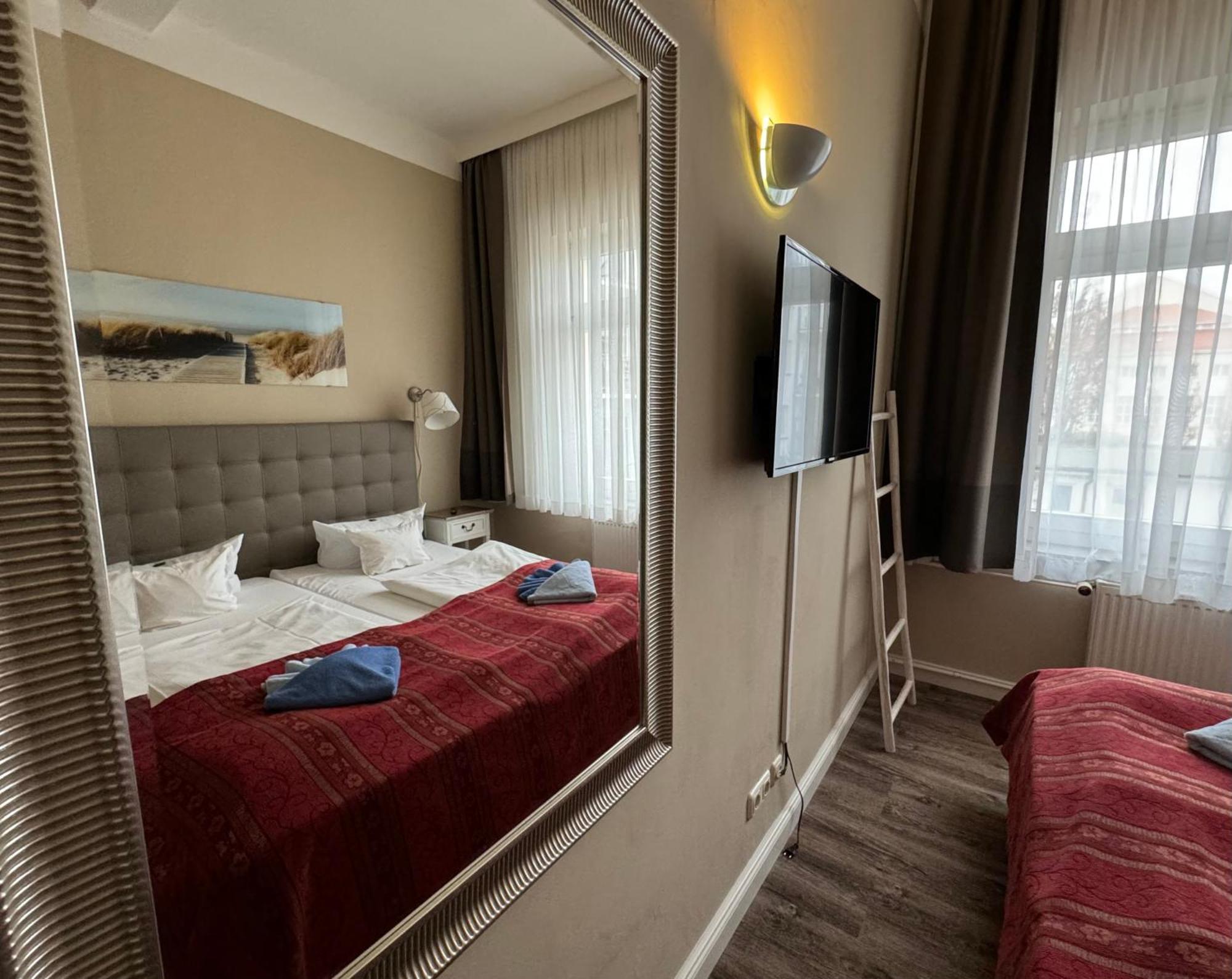 Hotel Villa Schwanebeck Остзебад Бинц Стая снимка